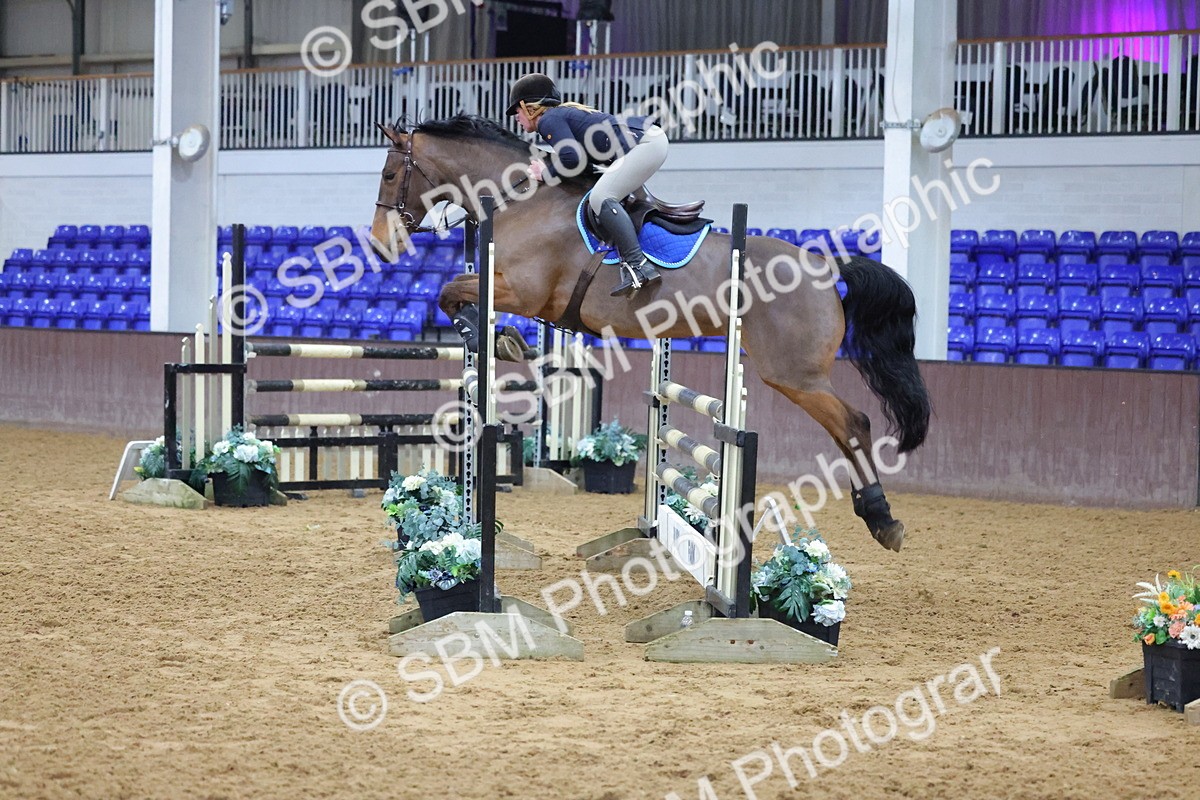 1I0A4944 - Class 9 - Senior Newcomers/ 1.10m Open