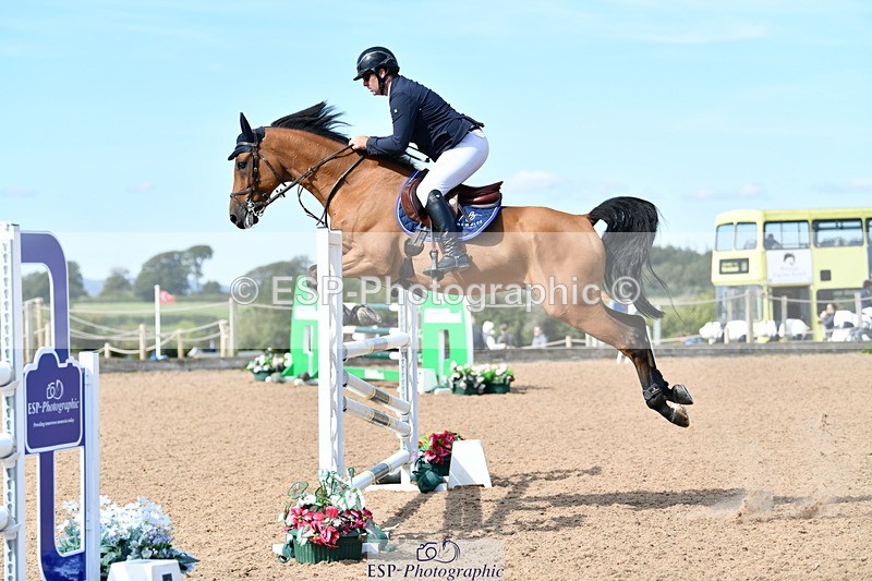 240914A-123539-07042 - Cls 15-S Snr Foxhunter