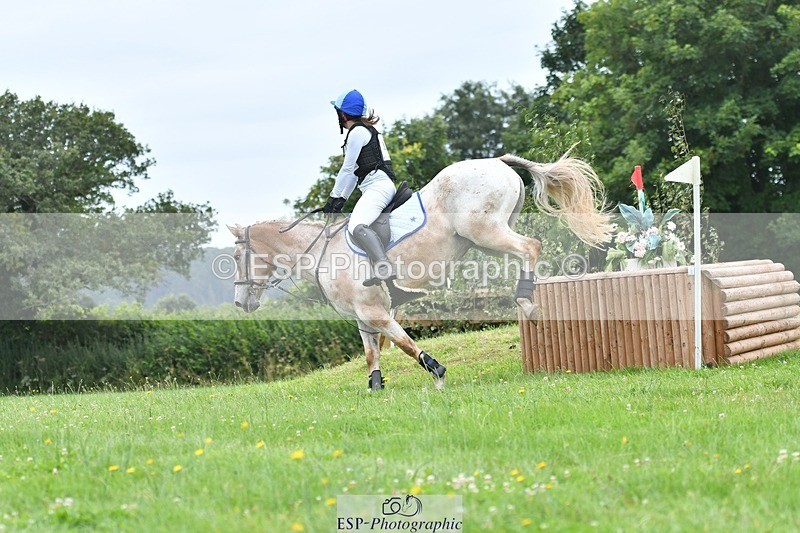 240803-122521-03576 - 117-Anna_King-FINTRA_JACK