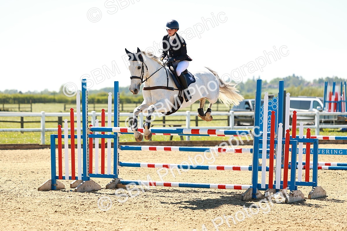 SBM_001322 - Class 4 - Senior Newcomers 1.10m