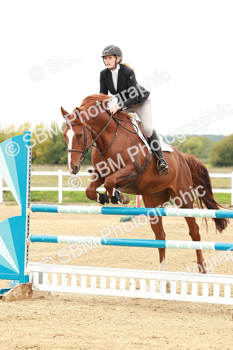 1I0A7667 - Class 4 - Senior Newcomers 1.10m