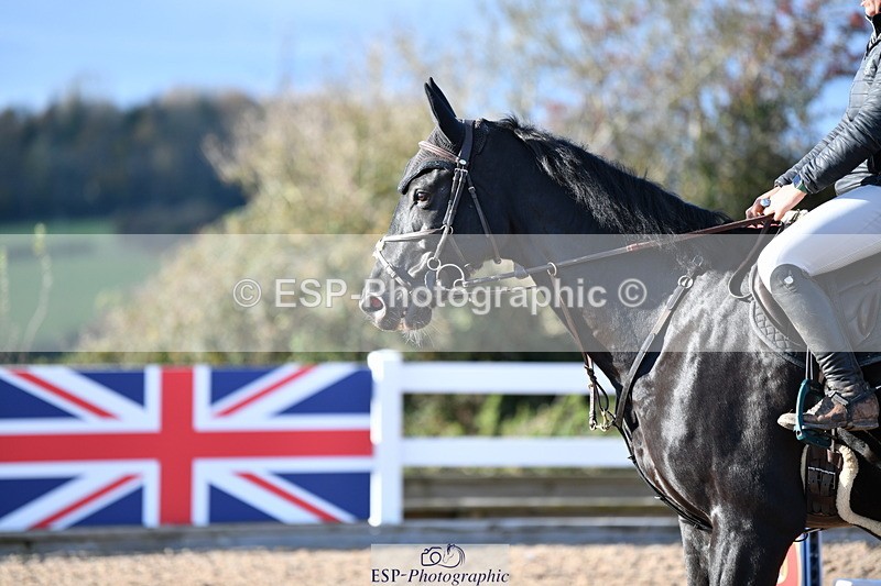 231110A-140633-00742 - Cls 5 Newcomers & 1.10m Open