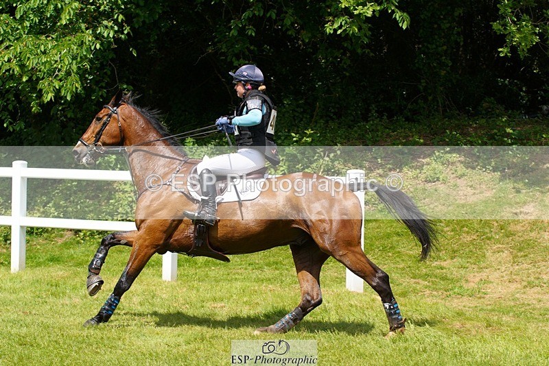 230528-134402-17438 - 462-WOODLANDS_BE_DARING-Sasha_Hargreaves-XC