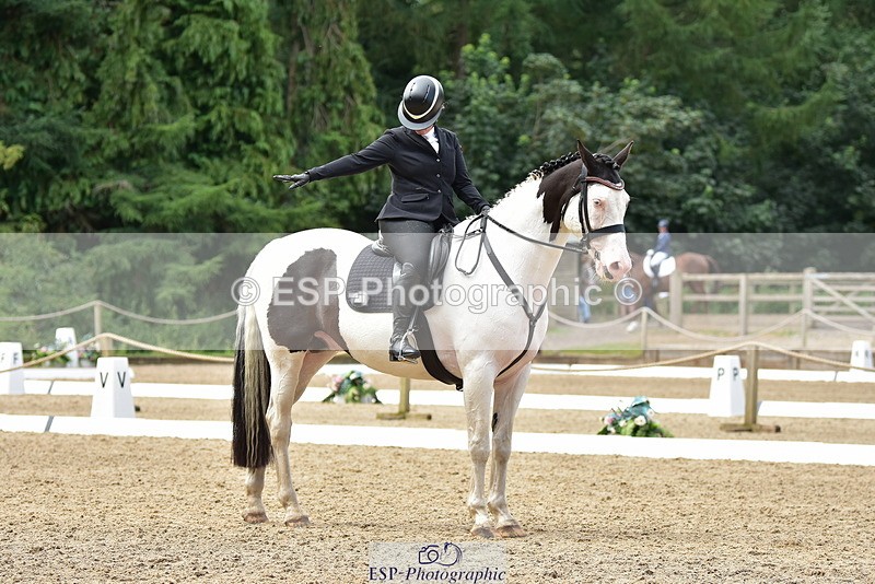 250719A-114820-05314 - 140-Paula.Tippett-Top.Hat.n.Tails
