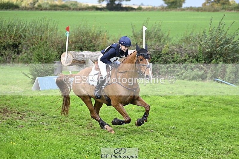 251024A-133605-11513 - B-170-Mollie.Summerland