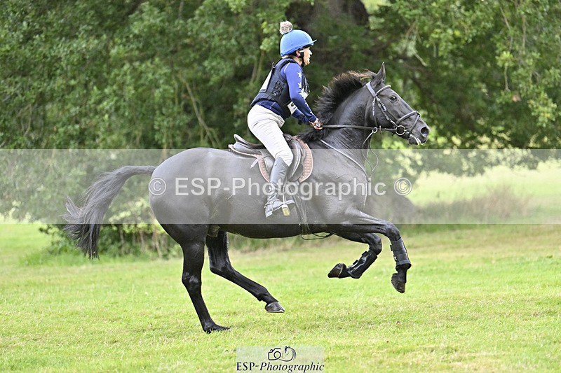 240825X-173710-38211 - 80cm XC 17.30 to End