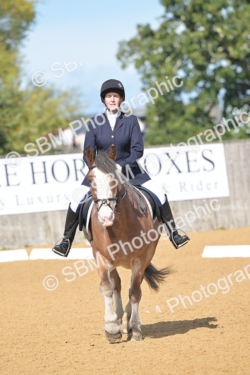 SBM_03909 - D2 - Small Tour Championship Intro 2
