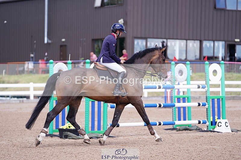 240721A-134954-18550 - Cls 32, YH 6 Yr Olds 1.30m
