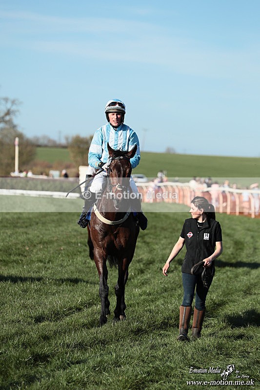PtP 210326 1113 - VWH Cirencester Races 21/03/26