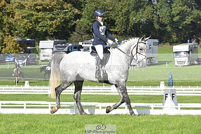 251023A-144955-04408 - E-382-Yasmin.Meredith