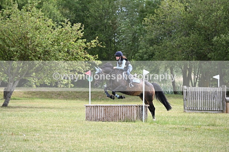 WJ6_6385 - 60cm XC Time 10:17 to 10:49