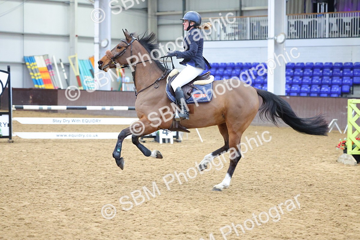 SBM_009785 - Class 20 - Senior British Novice/ 90cm Open - First Round (0.90m)