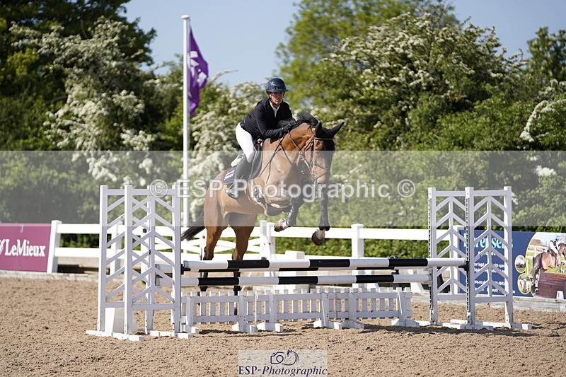 230527A-100610-03539 - Cls 19 British Novice & 90cm Open