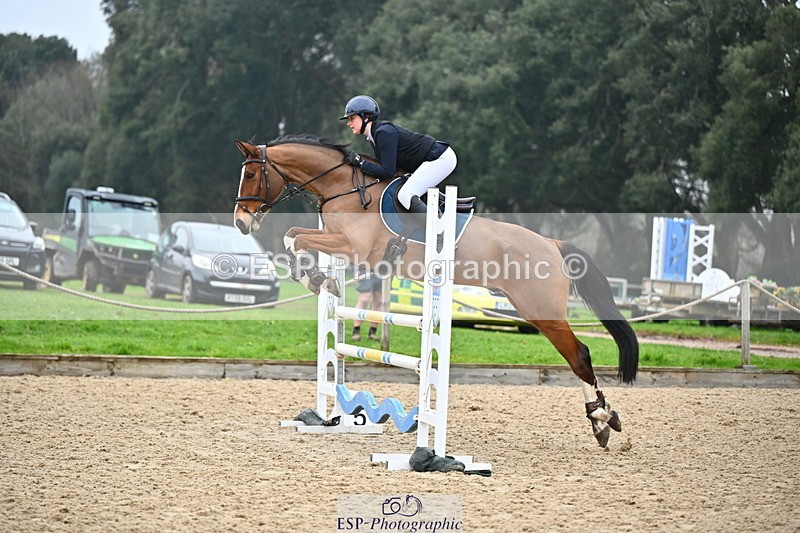 250216A-111226-02312 - Cls 9 Snr 1.05m