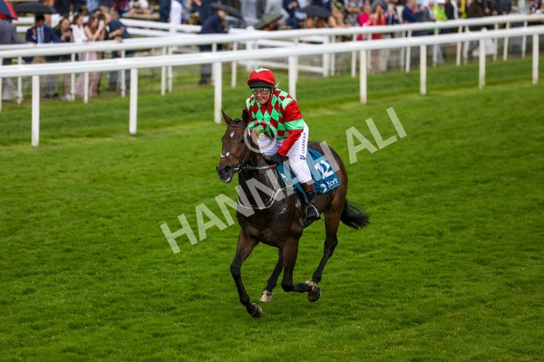 150624-G-Macmillan Ride Of Their Lives-6013 - 12.30pm Macmillan Ride of Their Lives