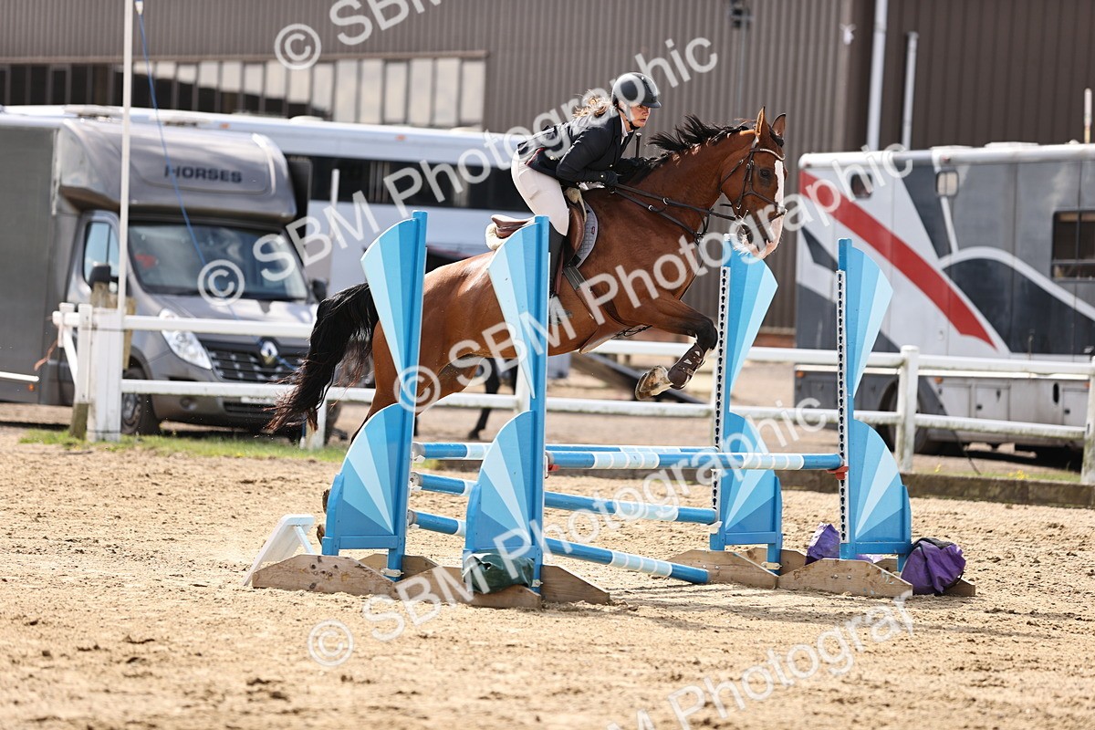 SBM_001955 - Class 8 - Clear Round