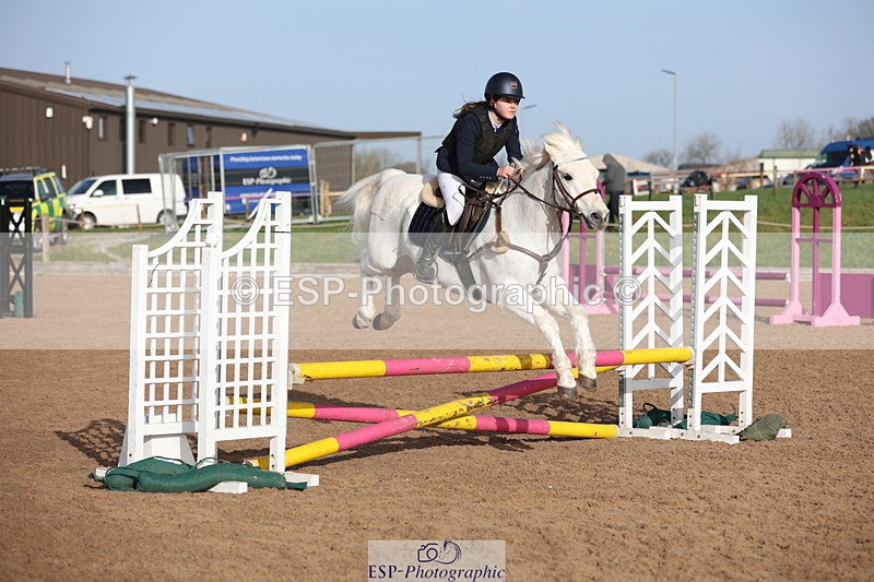 240210A-104926-00592 - Cls 17+18 Club and Schools 70cm