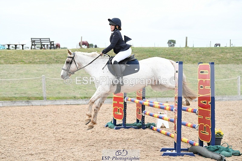 250807-105912-00378 - 90cm Round 1