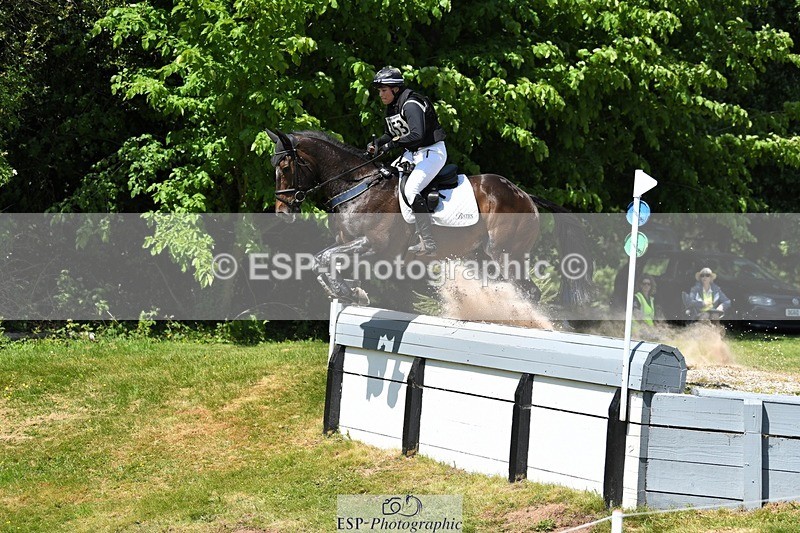 230527-151550-10618 - 353-THE_RIPPER-Bundy_Philpott-XC