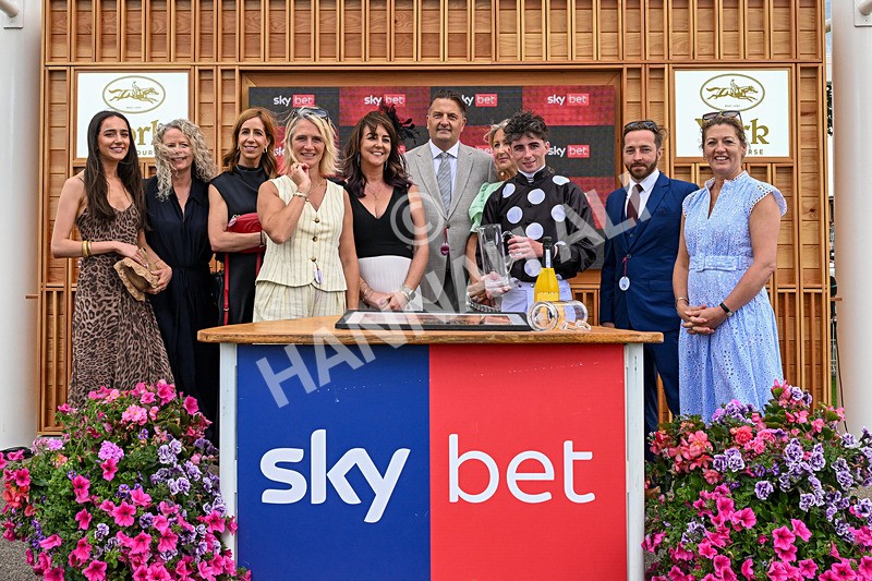 250726-Race 6-Likealot-0735 - Race 6 16.17pm Sky Bet Build A Bet Handicap