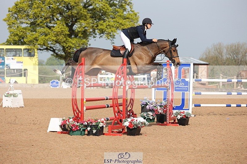 240511A-095936-11565 - Cls 33 Snr 1.20m Open