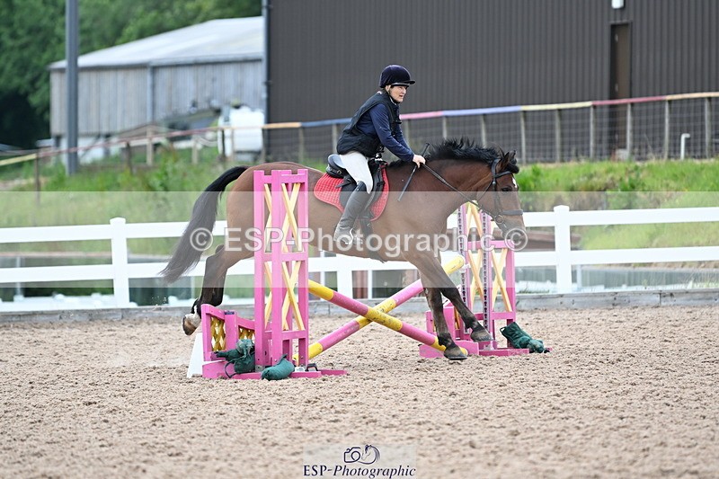 240611A-165315-00328 - 70cm