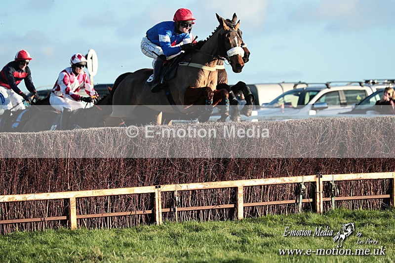 PtP 301125  0721 - Hursley Hambledon Point-to-Point Larkhill Racecourse 30/12/2025