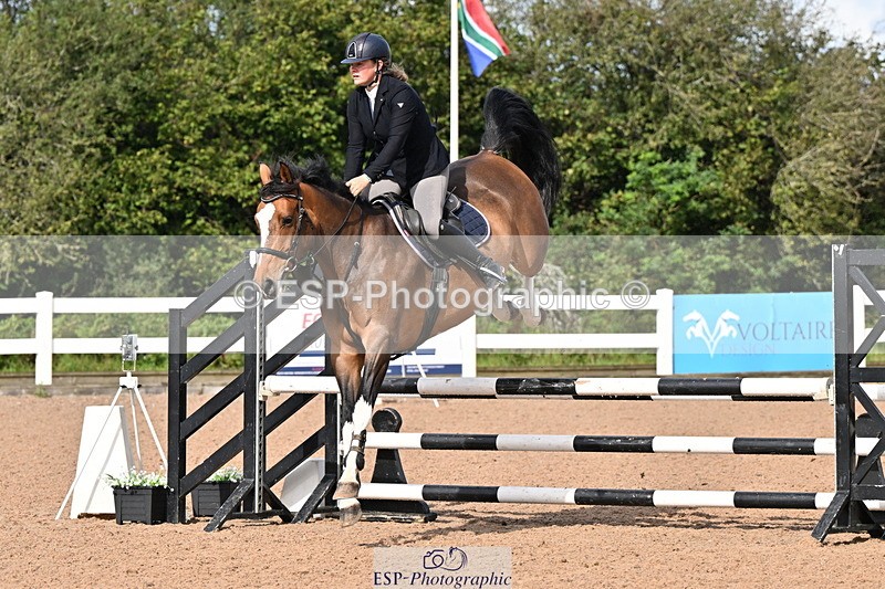 240912A-112102-01161 - Cls 9 Snr Discovery and 1m Open