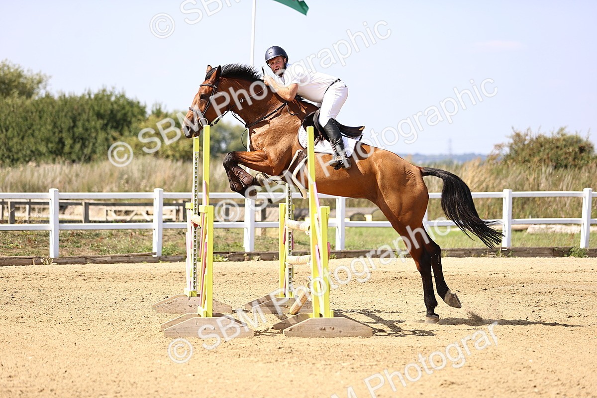 SBM_006824 - Class 13 - Senior Newcomers - 1.10m