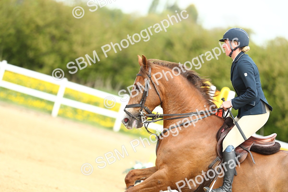 SBM_001105 - Class 4 - Senior Newcomers 1.10m