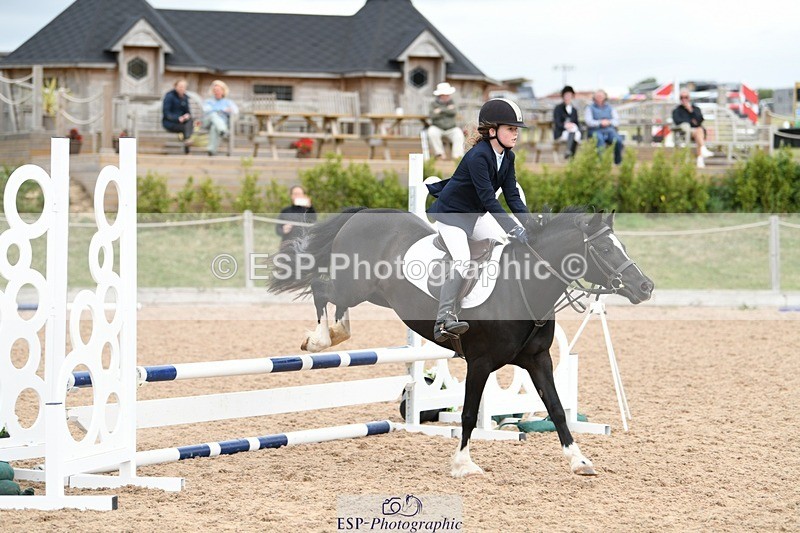 250807-125359-00911 - 60cm Round 2