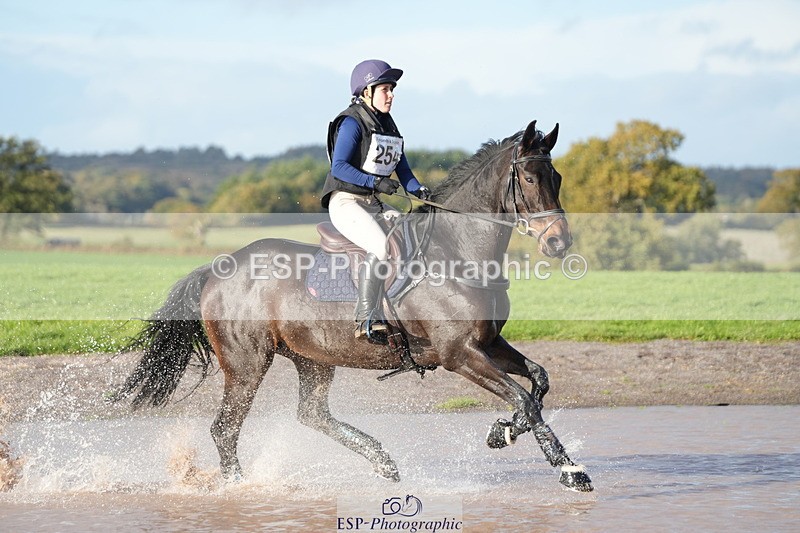 251024A-155916-14647 - C-254-Emily.Mainieri