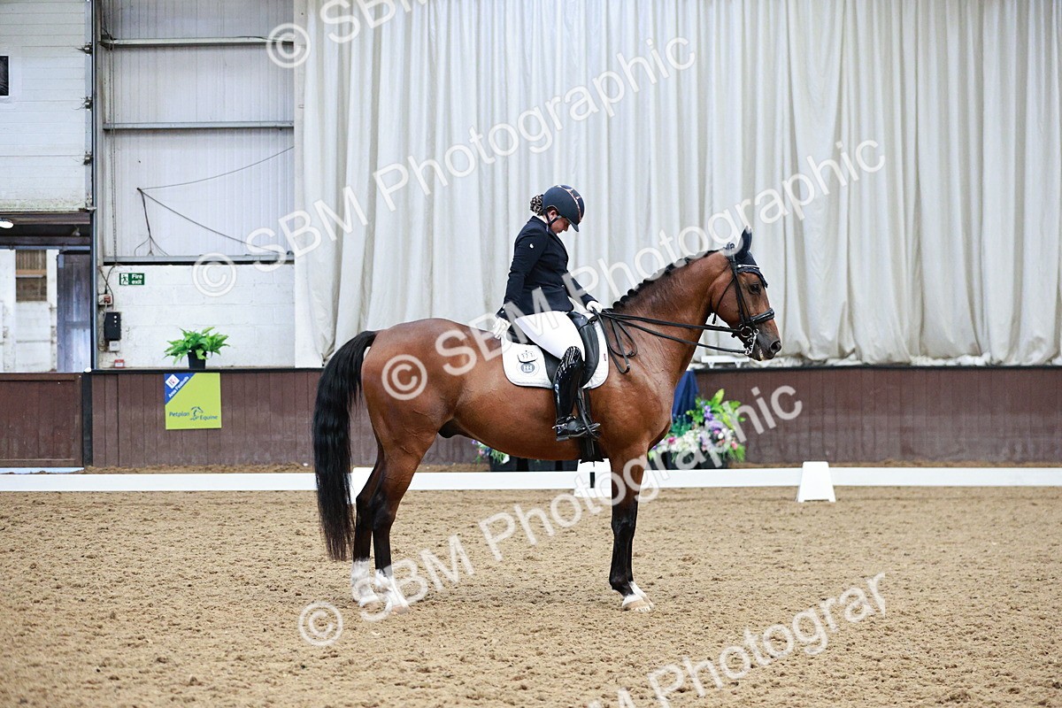 SBM_006561 - Class 16 - Advanced Medium 5 - 16.02-17.22