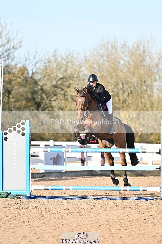 241113A-141024-00813 - Cls 05A&B Snr Fox & 1.20m Open