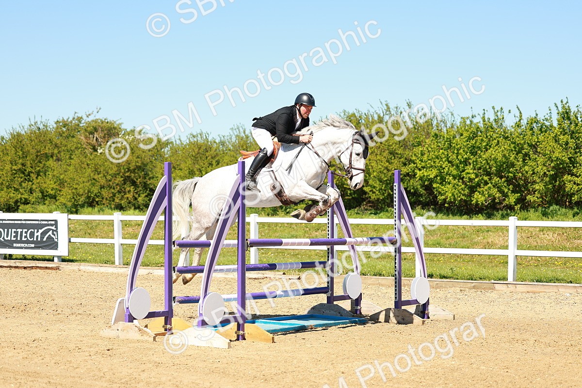 SBM_001235 - Class 4 - Senior Newcomers 1.10m
