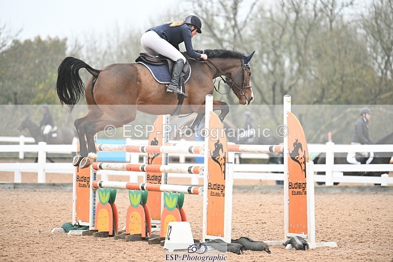 241102A-123347-04584 - SAT Cls 15 Foxhunter and 1.20m Open