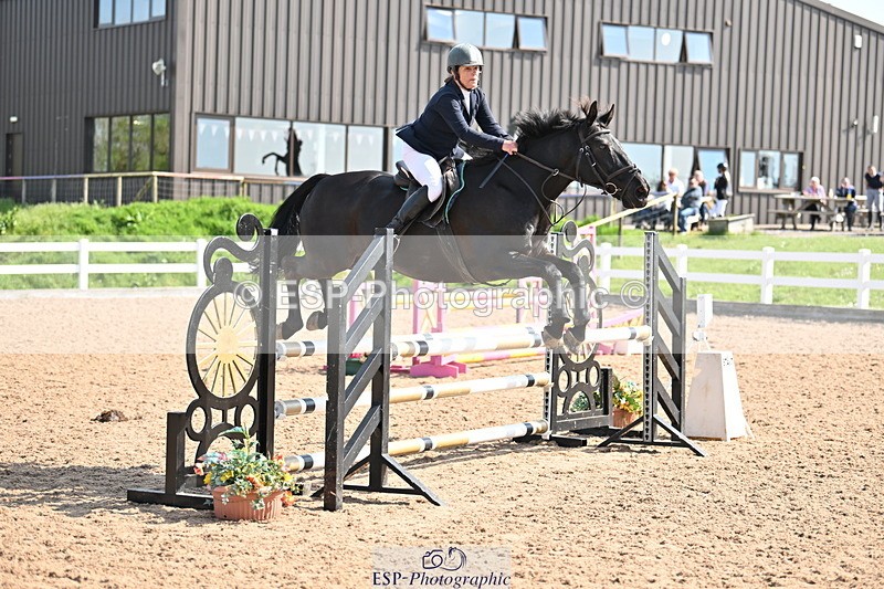 240509A-100948-00379 - Cls 1 British Novice and 90cm Open