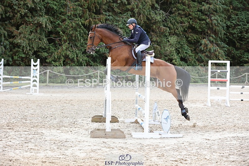 250829A-112905-01380 - Cls 7 British Novice and 90cm