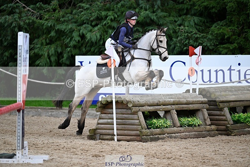 241117-145152-04744 - Cls 3 90-95cm 14.00 to 15.00