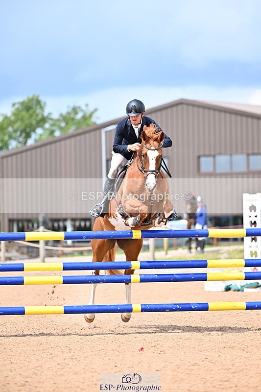 240726A-135902-01563 - Cls 3 Snr Foxhunter