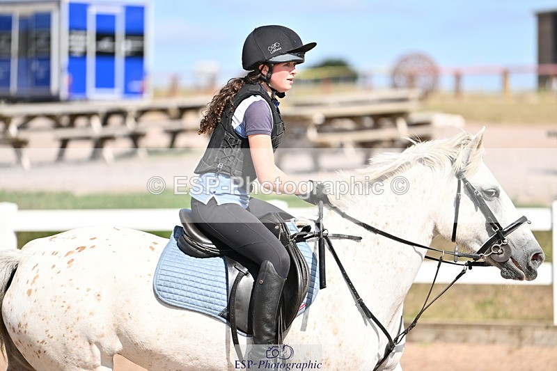 250821B-154212-00591 - Group B - Danielle