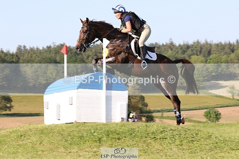 230527-180453-14570 - 169-DHI_HOUDINI-Sophie_Hodgson-XC