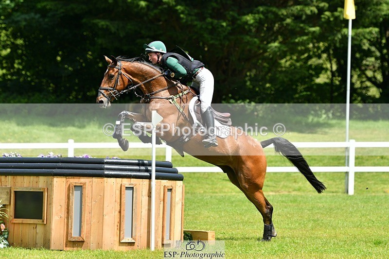 230528-123201-17011 - 434-KILCANDRA_CAPITOL-Susie_Berry-XC