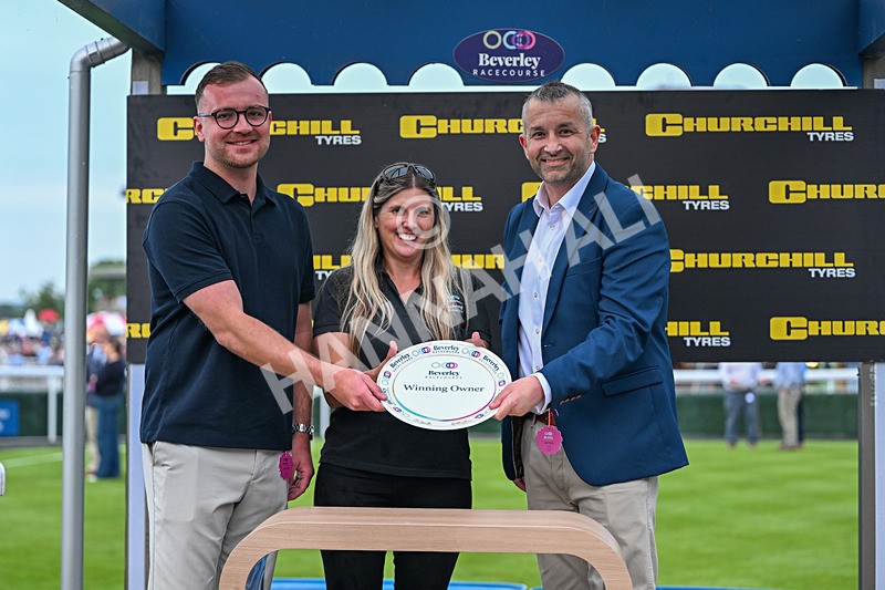 030726-Race 6-The Sweet Escape-2577 - Race 6 20.40pm Churchill Tyres Handicap