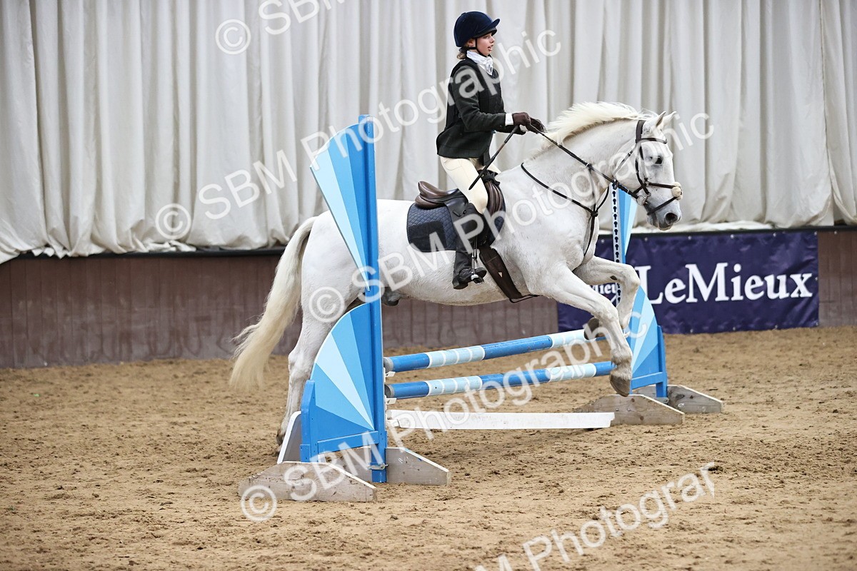 SBM_001833 - Class 5 - Henlow Veterinary Hospital 70cm