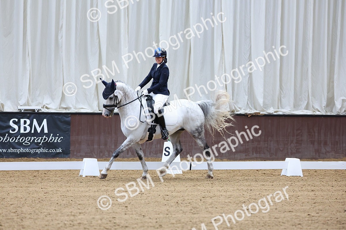 SBM_015910 - Class 15 - Novice FSM - 9.50 - 11.10