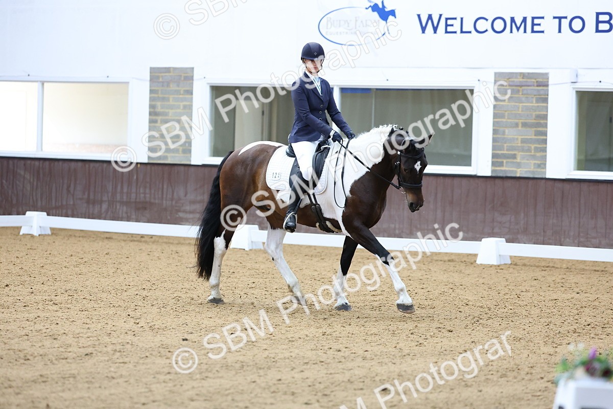 SBM_015871 - Class 15 - Novice FSM - 9.50 - 11.10