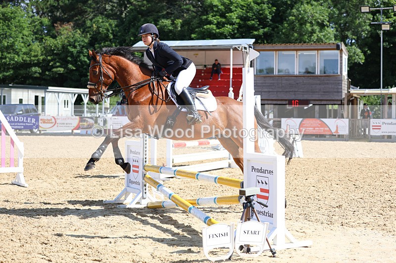 3E7A2578 - Class 2: 70cm Juniors and Seniors