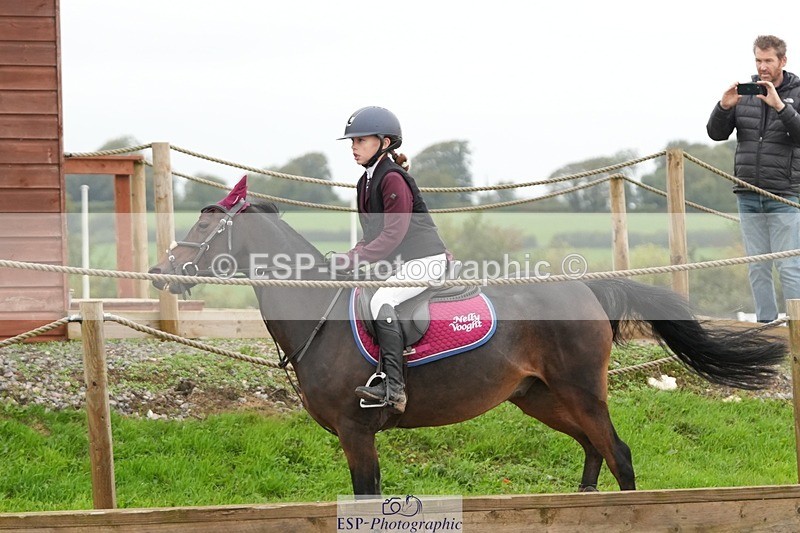 250920-154752-01493 - Cls 21 Pony Intro 80cm Derby
