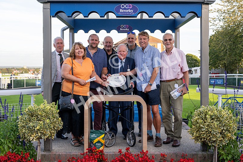 220926-Race 8-Horwich-4585 - Race 8 5.35pm End Of Season Handicap